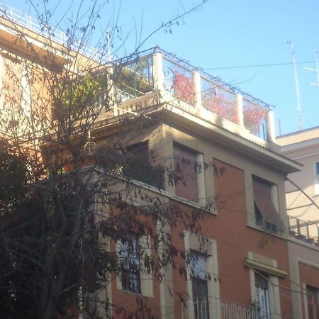 Dea Roma Inn Exterior photo
